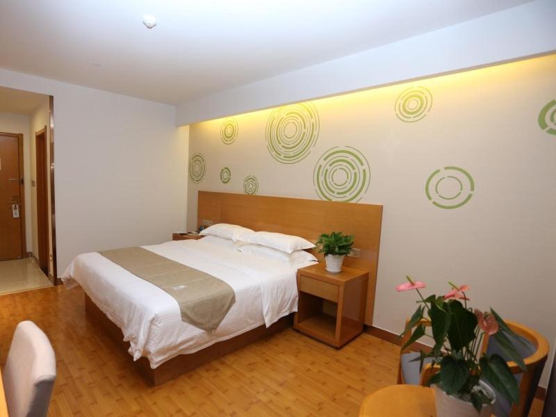 Greentree Inn Macheng Cultural Town Business Hotel Екстер'єр фото