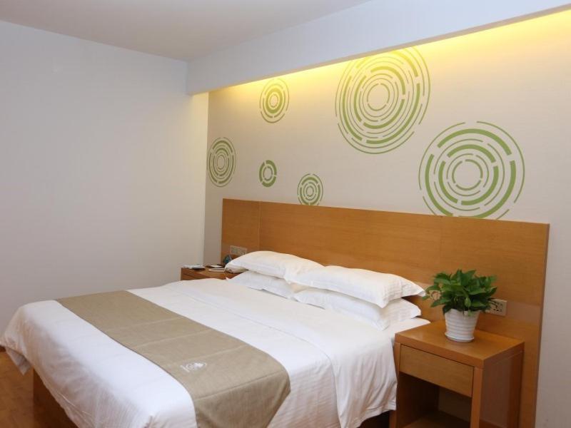 Greentree Inn Macheng Cultural Town Business Hotel Екстер'єр фото