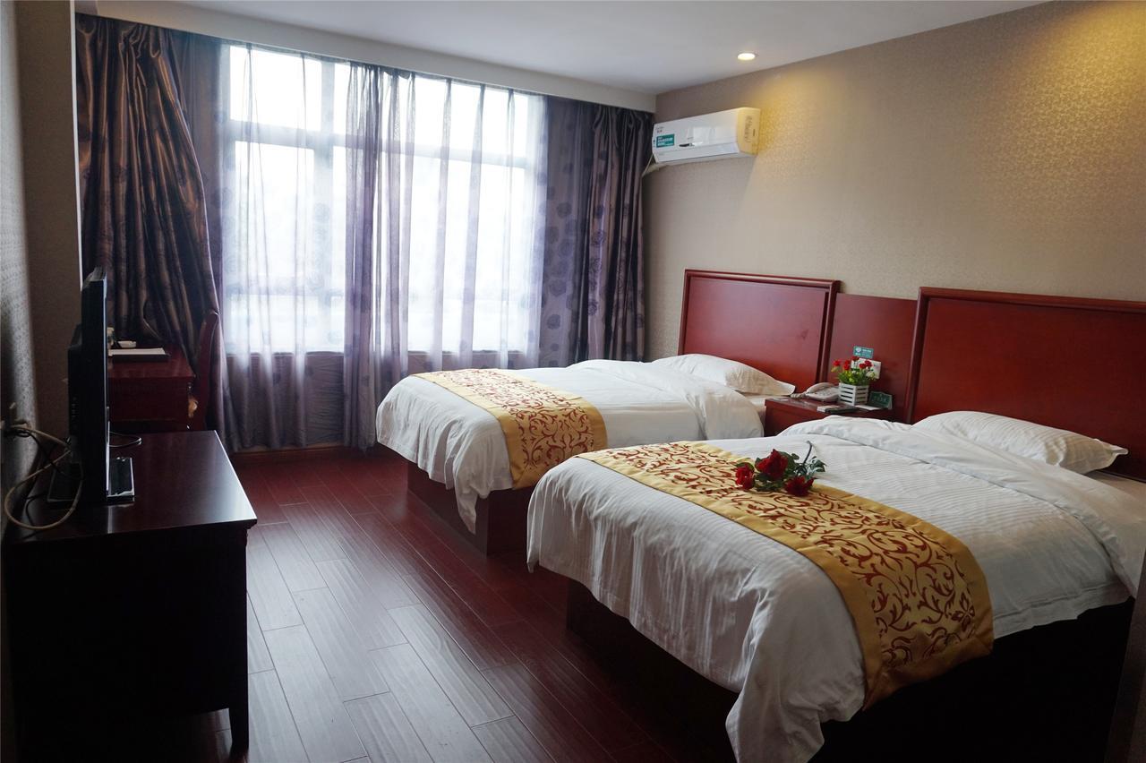 Greentree Inn Macheng Cultural Town Business Hotel Екстер'єр фото