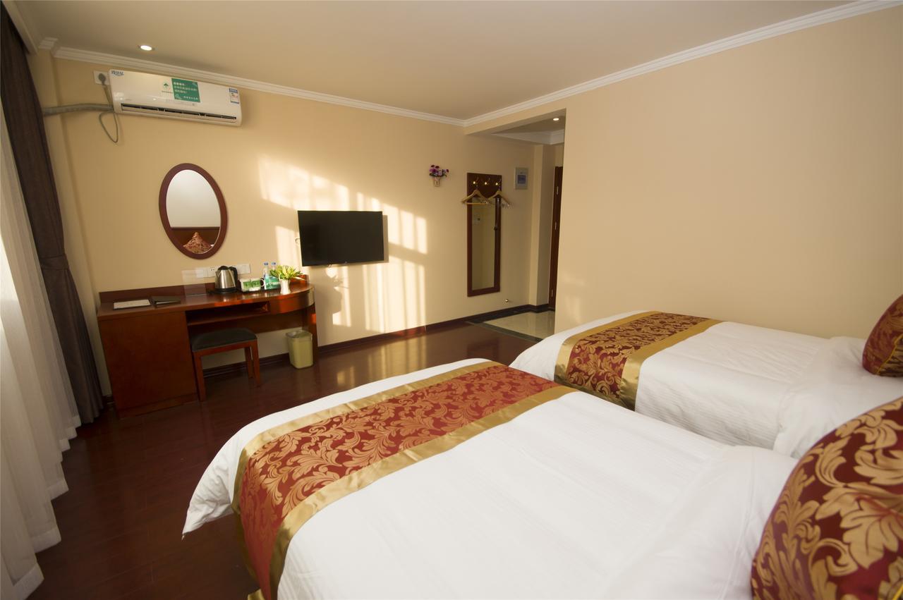 Greentree Inn Macheng Cultural Town Business Hotel Екстер'єр фото